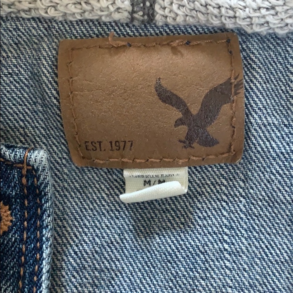 cropped jean jacket! - Picture 2 of 2